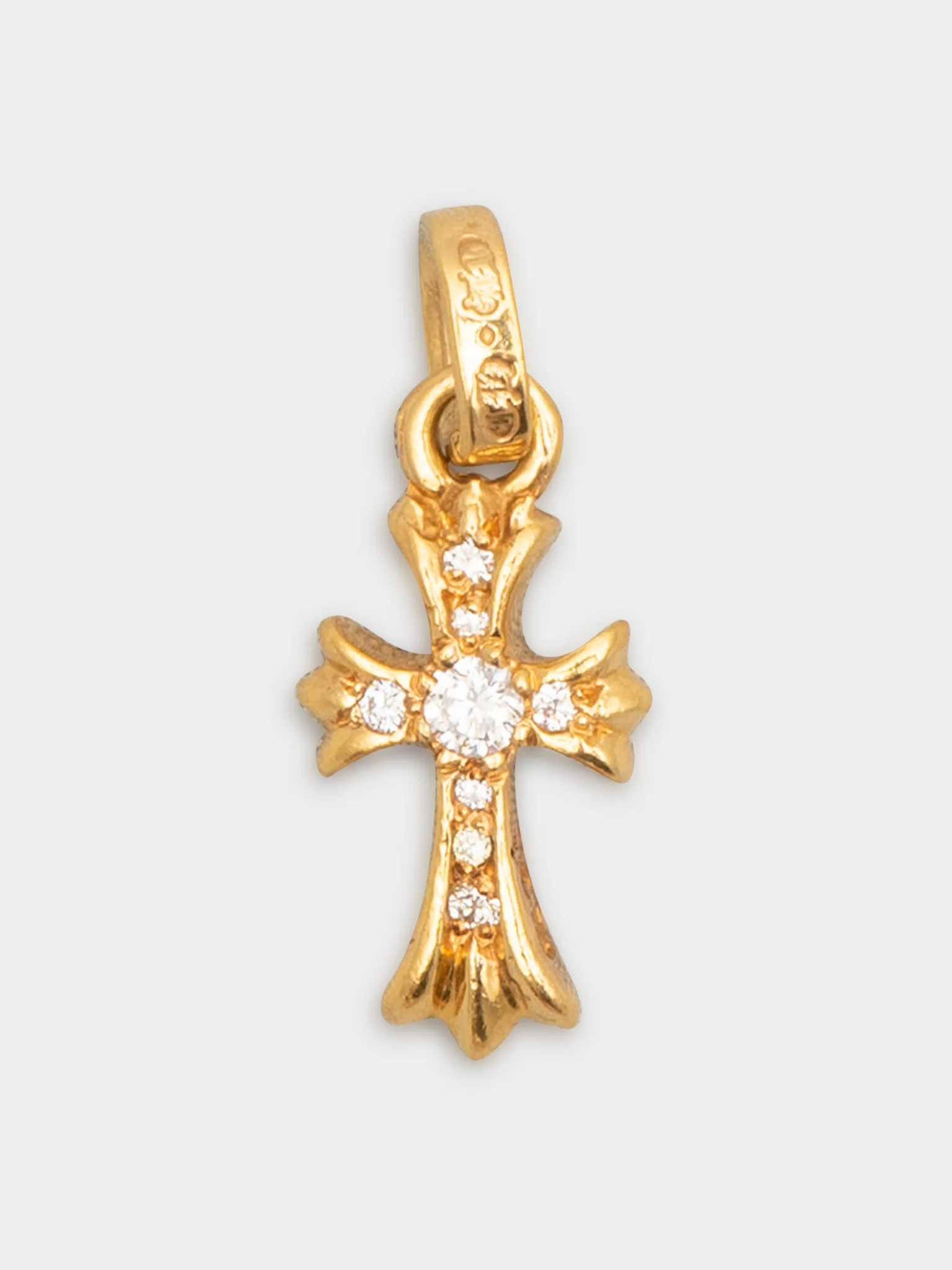22K Pavé Diamond Baby Fat Pendant