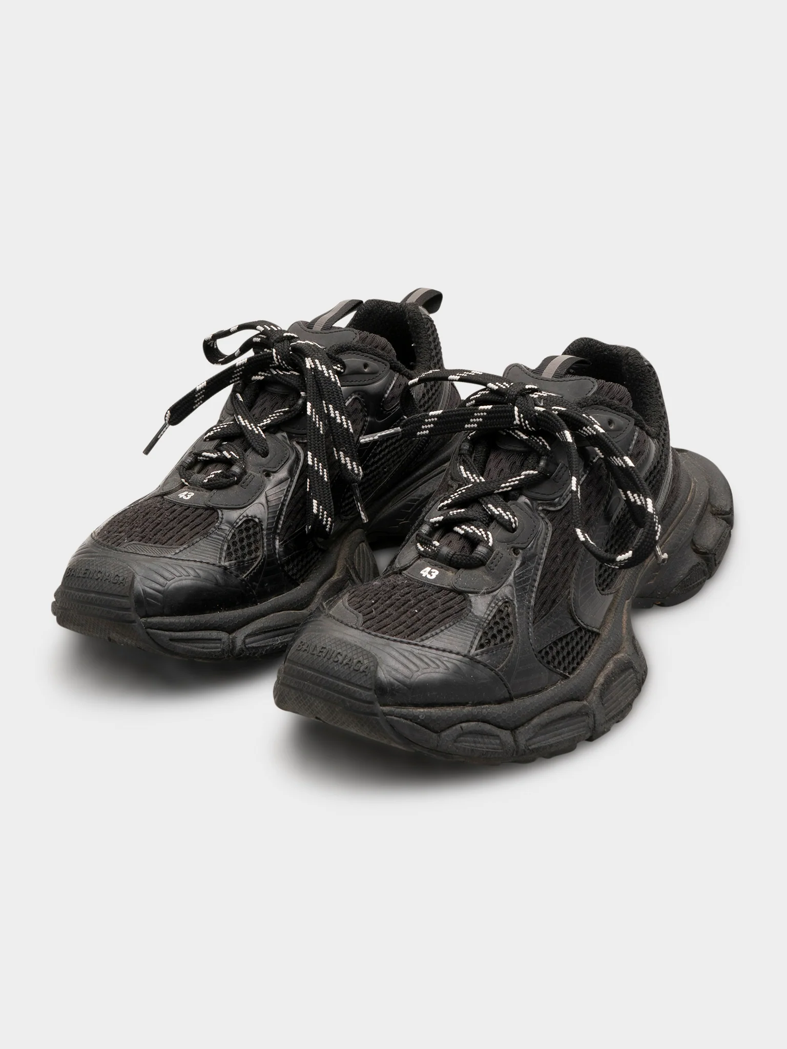 Black 3XL Sneakers