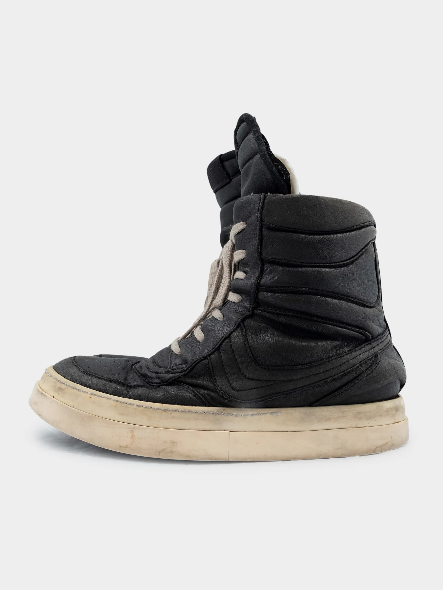 Black Dunks