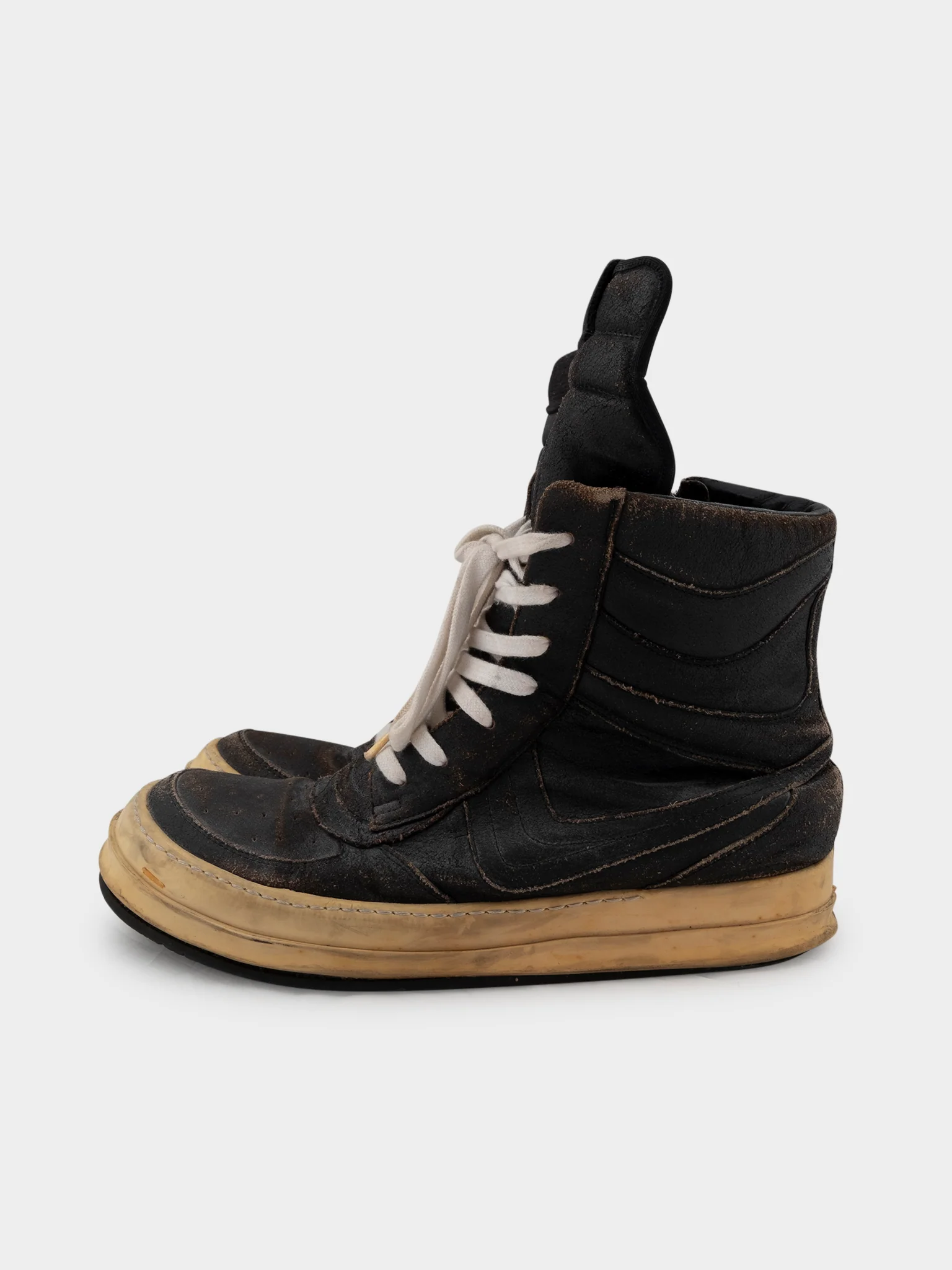 Blistered Dunks - Image 2