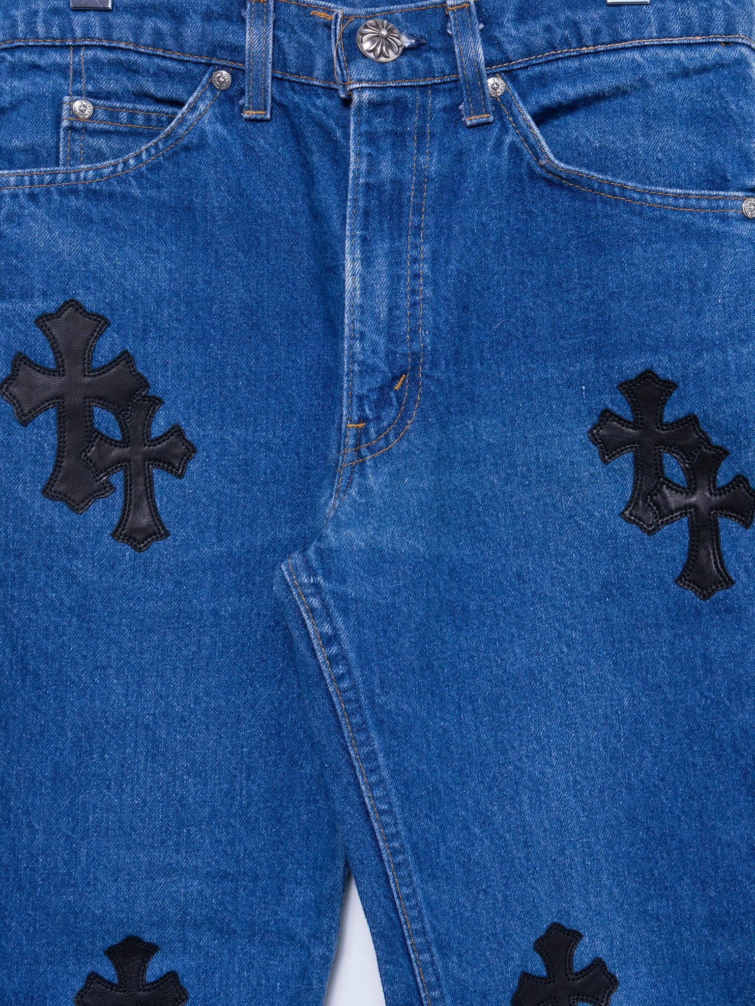 Classic Levi’s Patched Jeans - Image 2