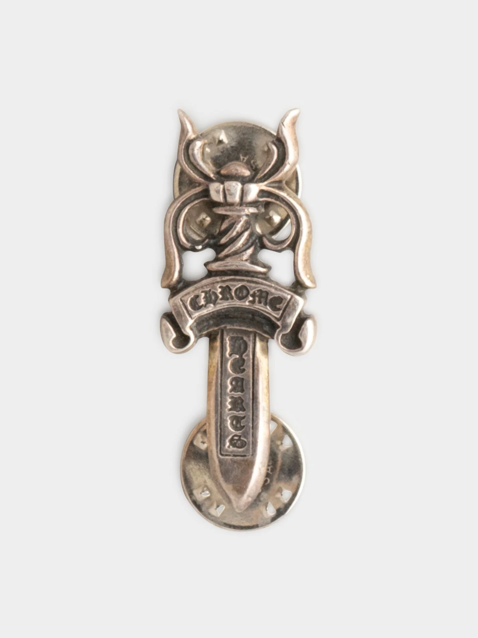 Dagger Pin