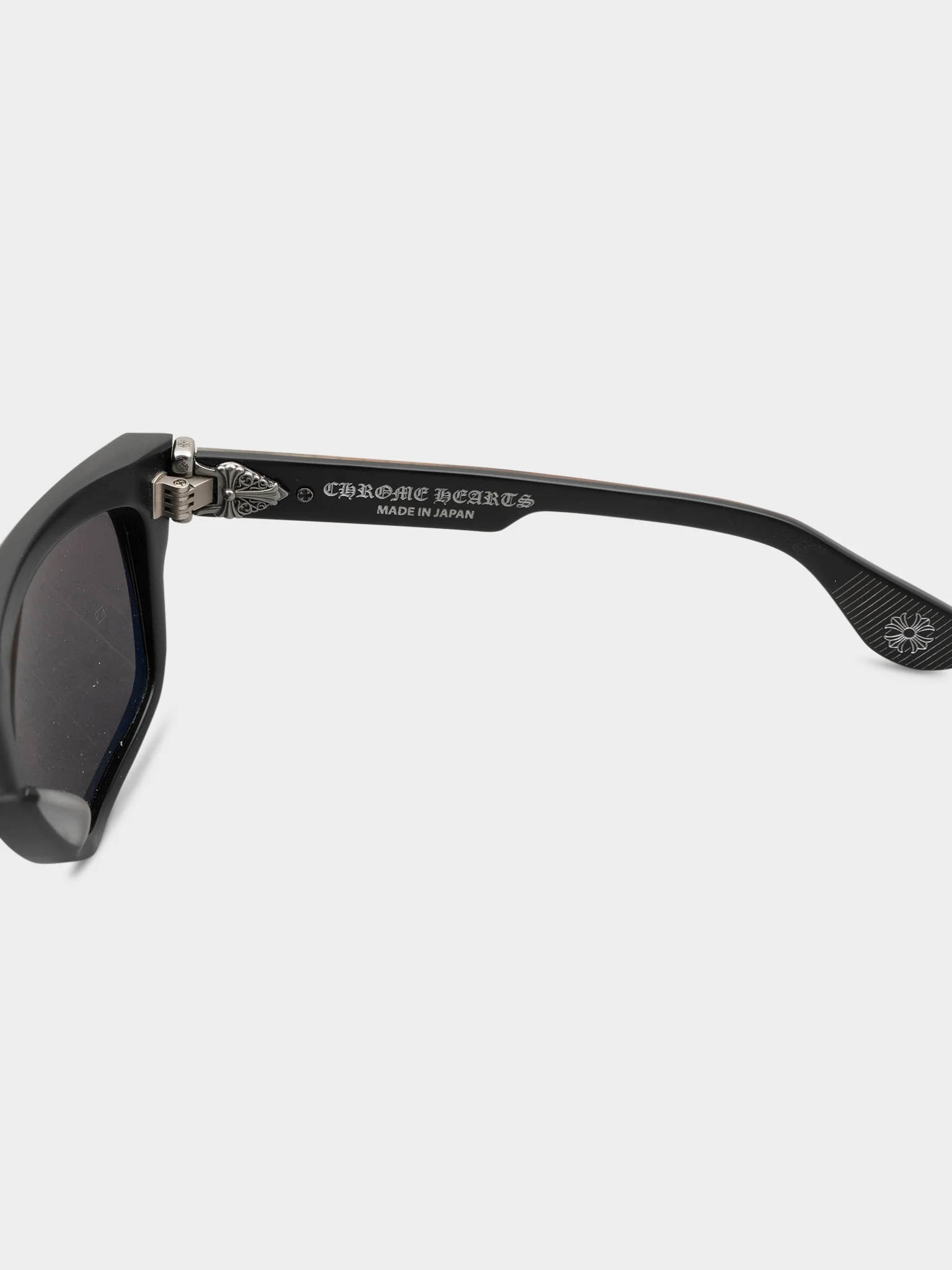 Diamond Box Officer Sunglasses - Image 7