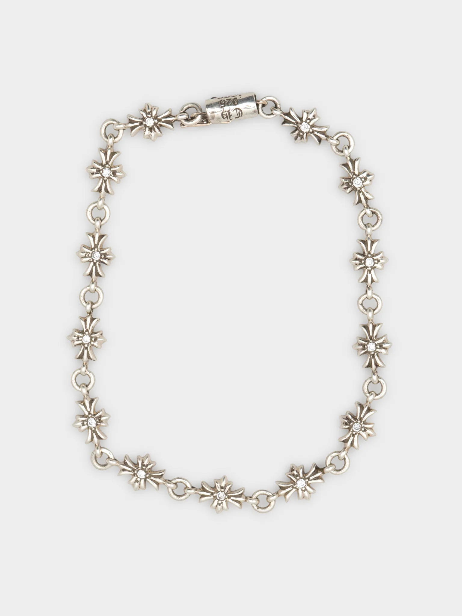 Diamond Tiny E Bracelet - Image 2