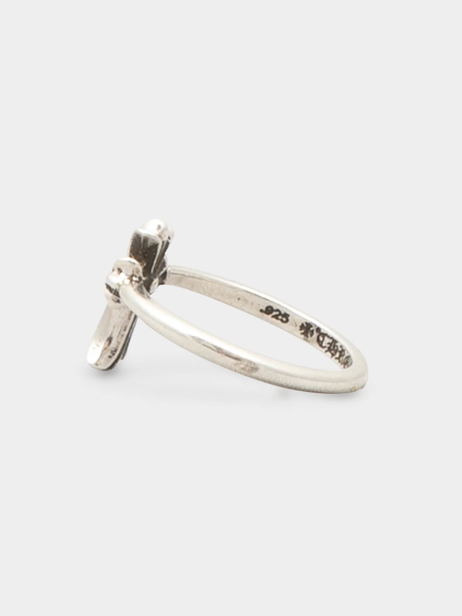 Emerald Cross Bubblegum Ring - Image 3