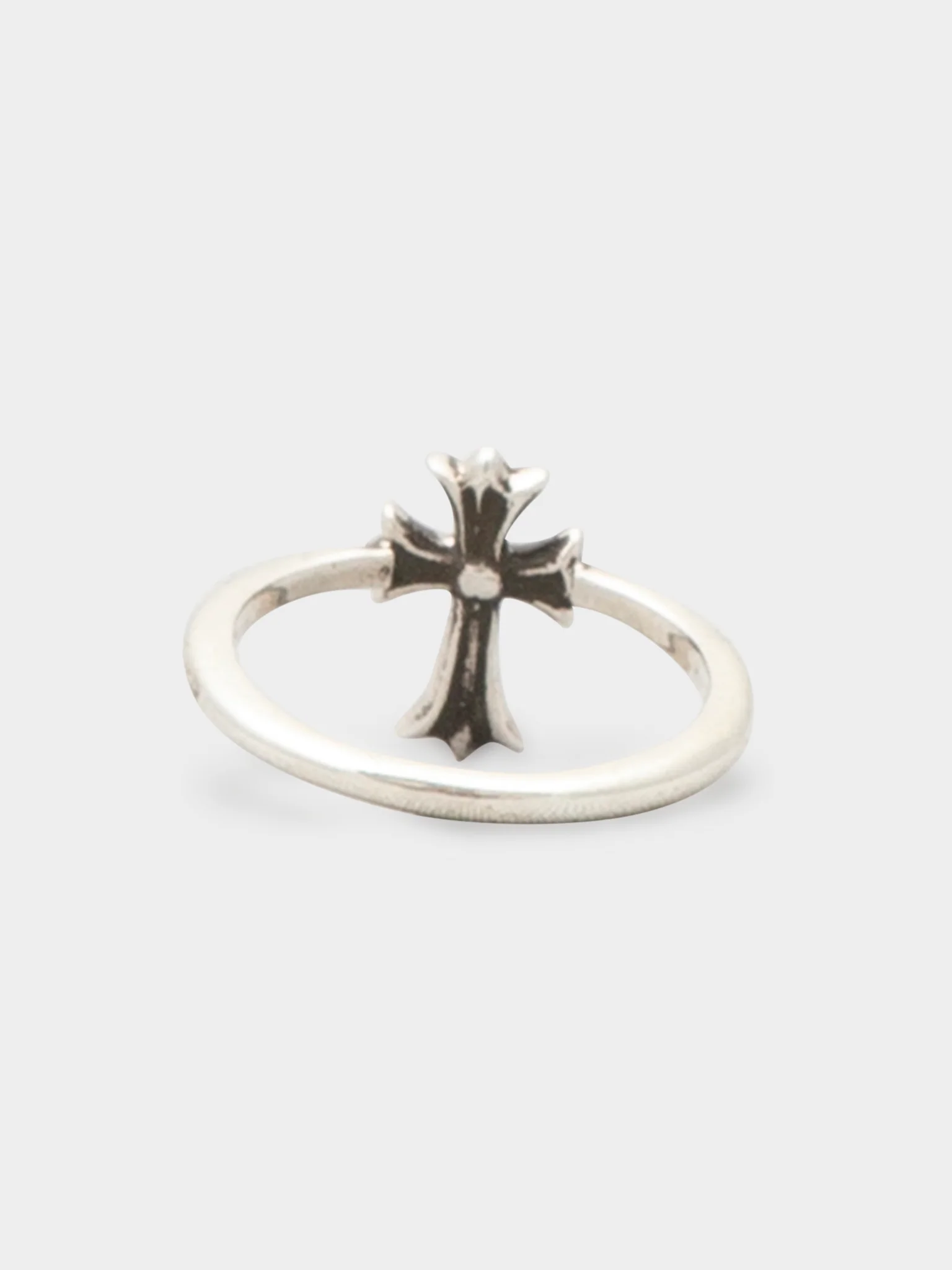 Emerald Cross Bubblegum Ring - Image 4