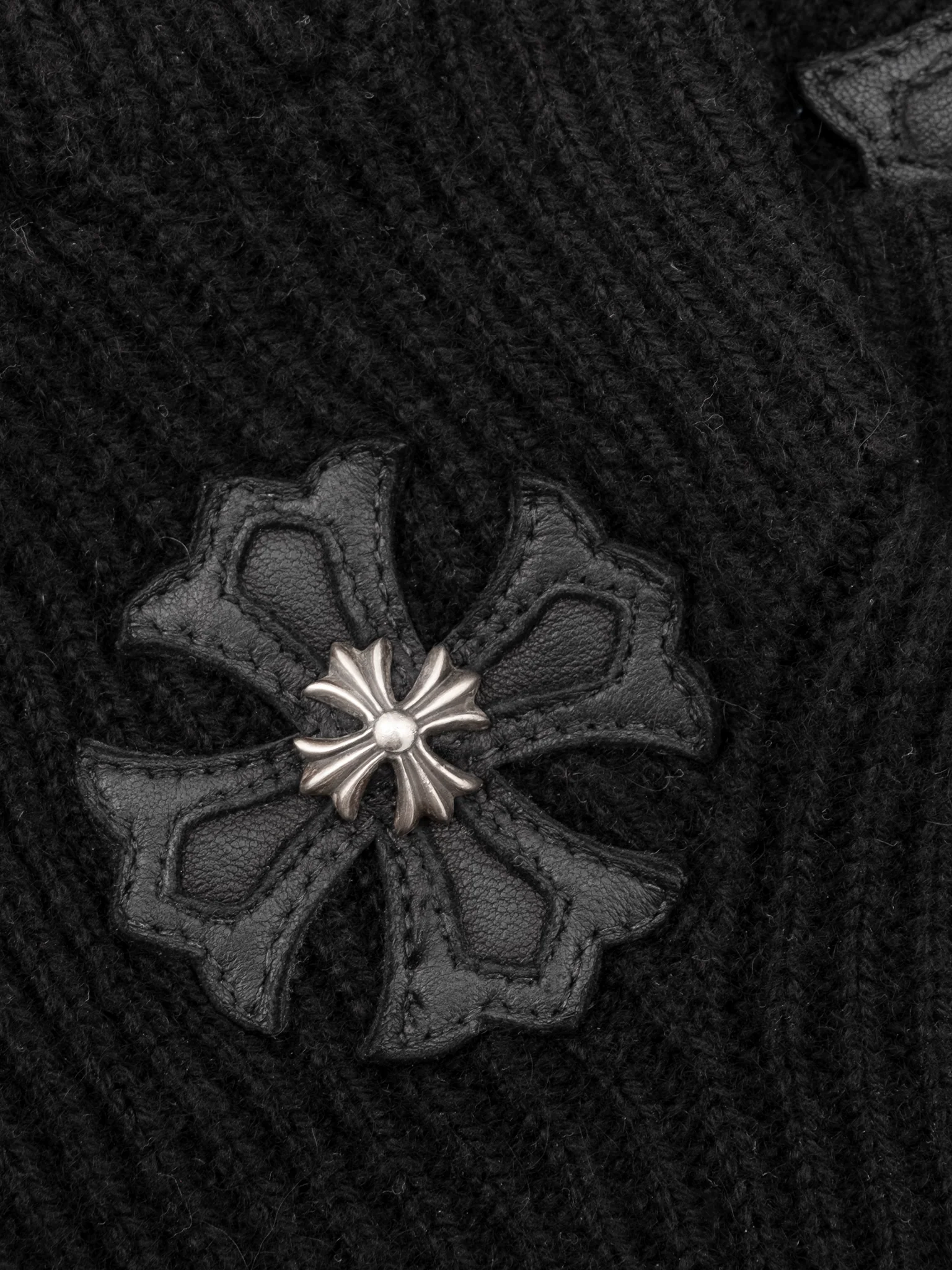 Fingerless Cashmere Gloves - Image 3