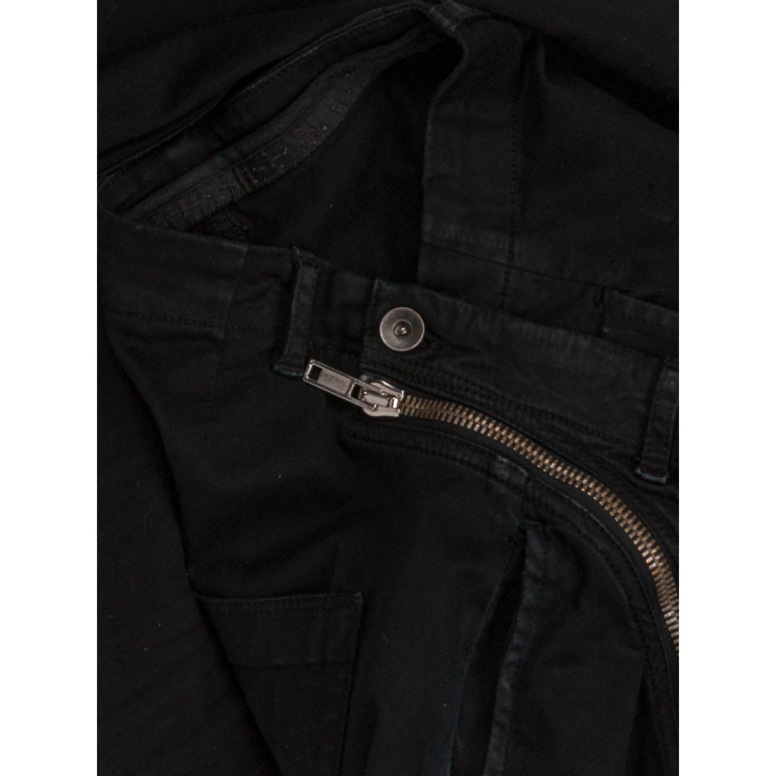 Black Aircuts - Image 2
