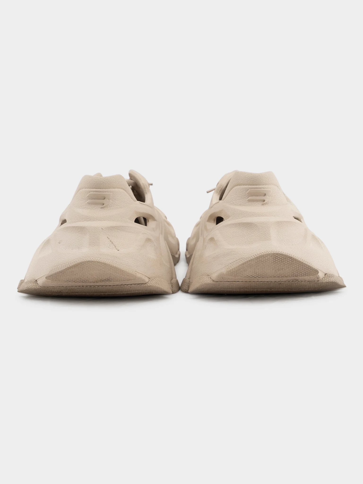 HD Cutout Runners - Image 4
