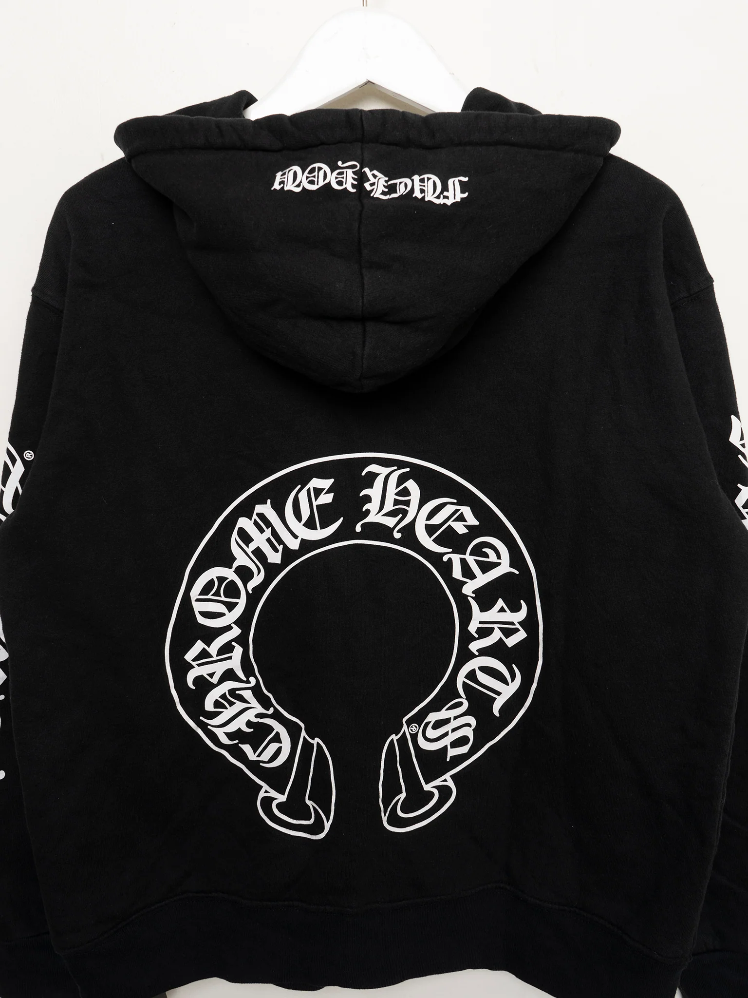 Horseshoe Zip-up Thermal Hoodie - Image 5