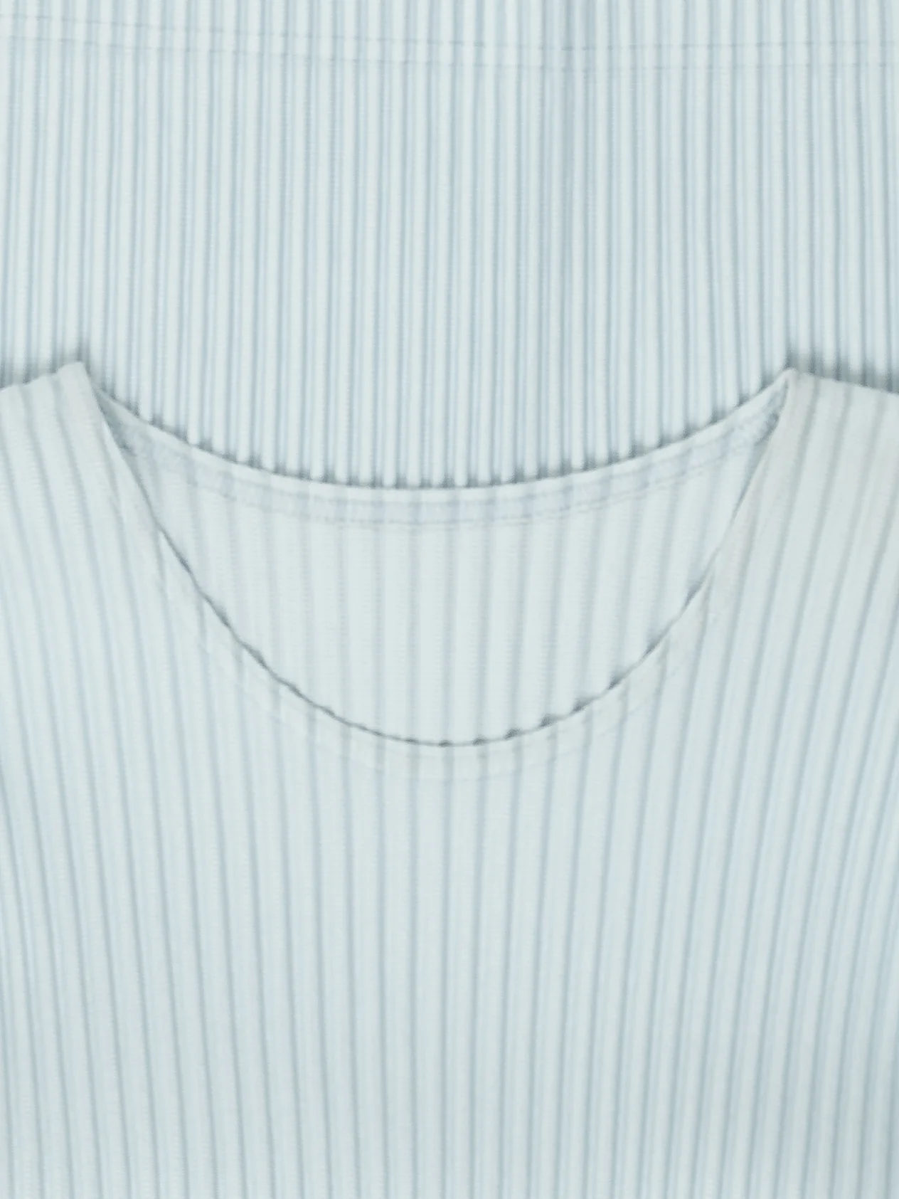 Pleated Longsleeve - Image 3