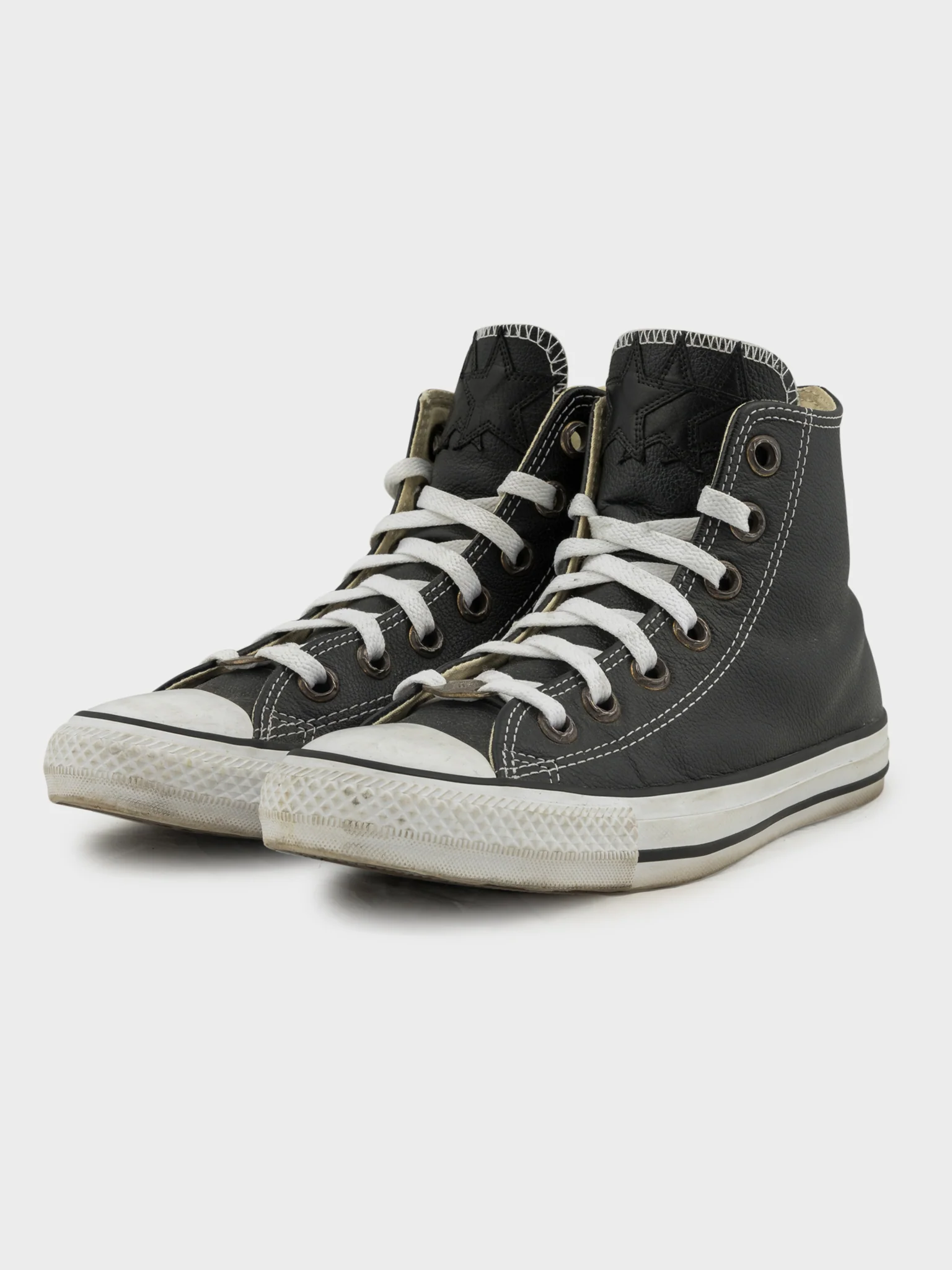 Leather Chuck Hi's