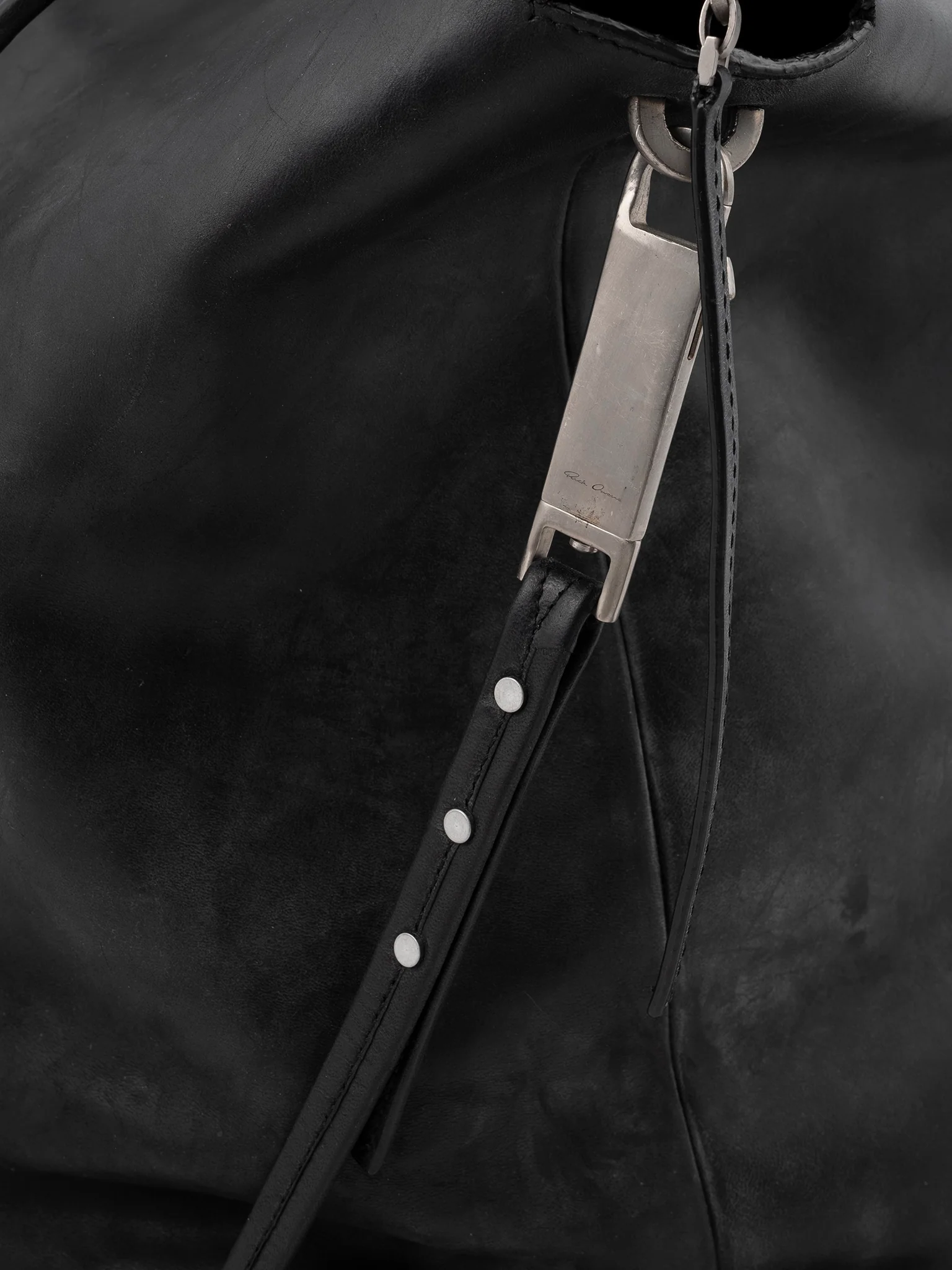 Huge Leather Keepall Bag - Image 7