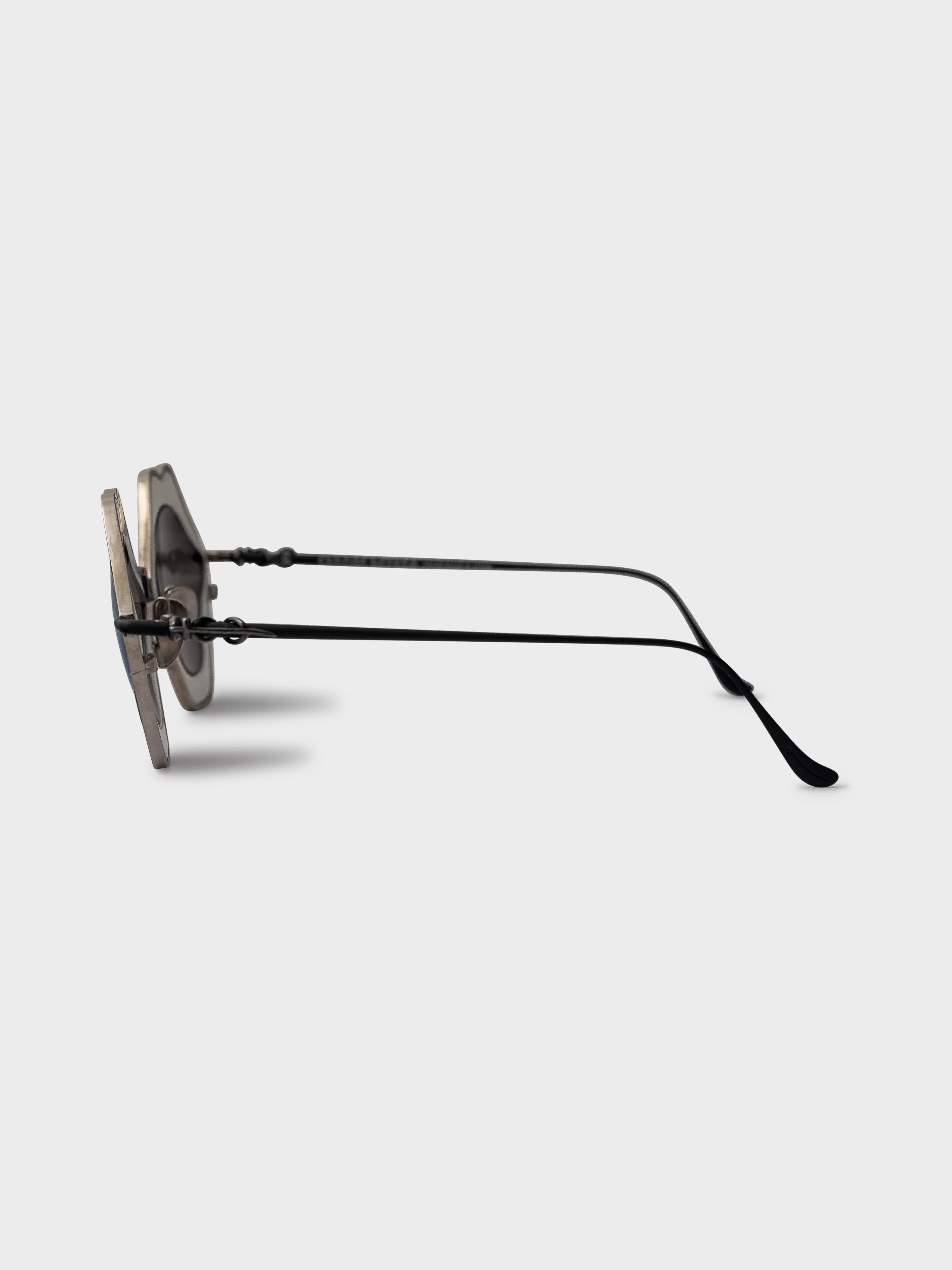 1/100 Matty Boy Chomper Sunglasses - Image 3