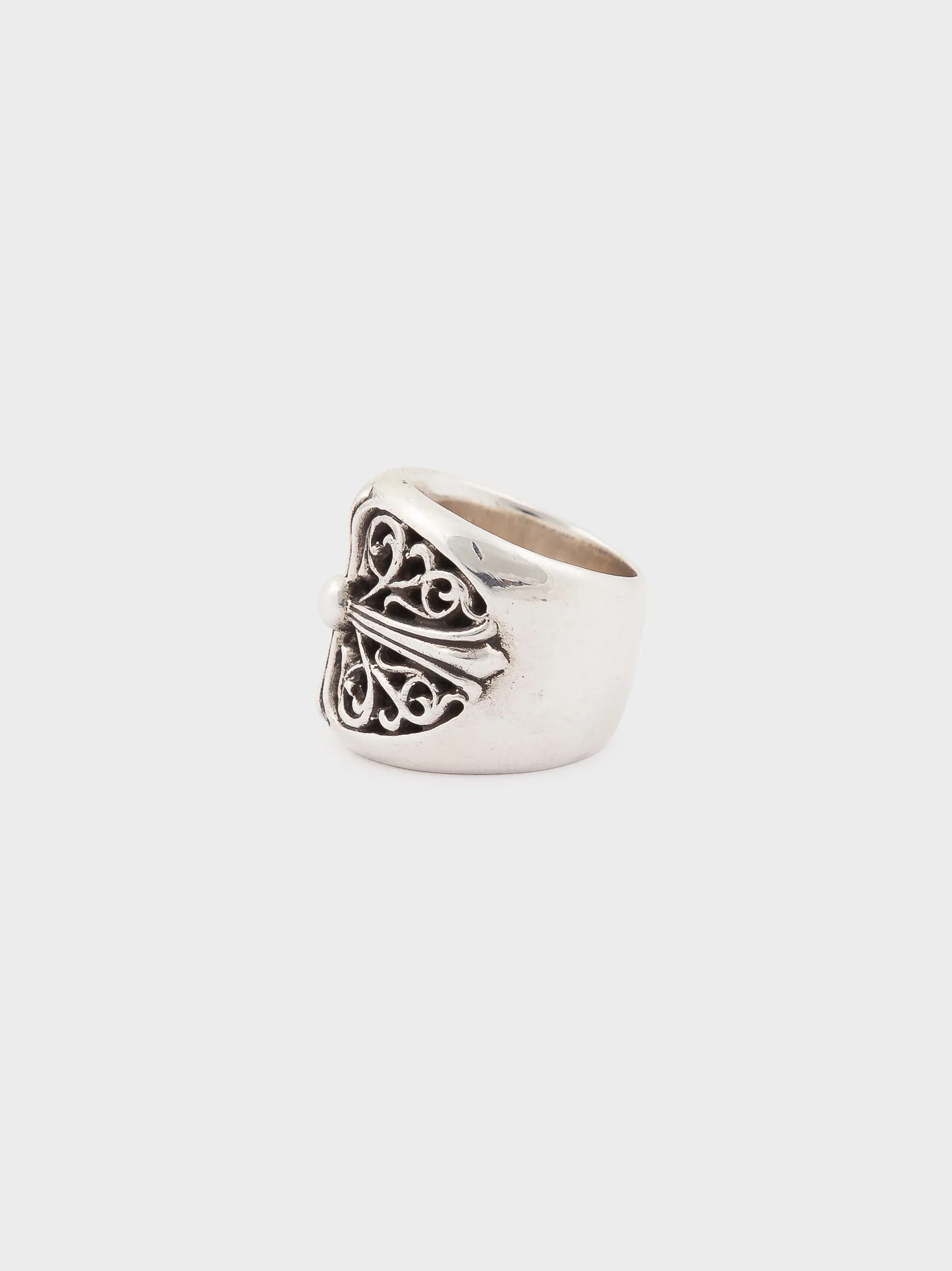 Oval Cross Ring - Image 3