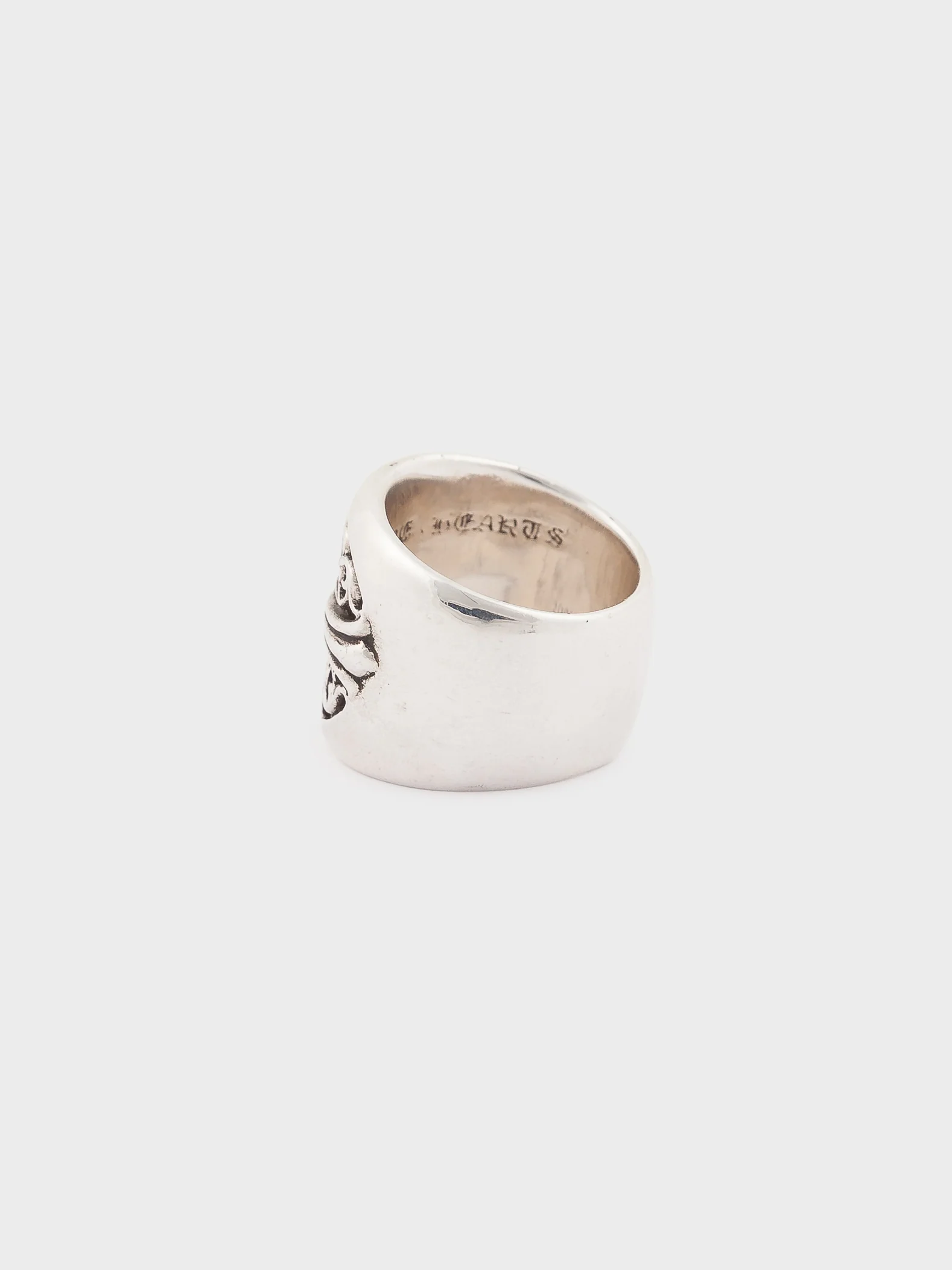 Oval Cross Ring - Image 5