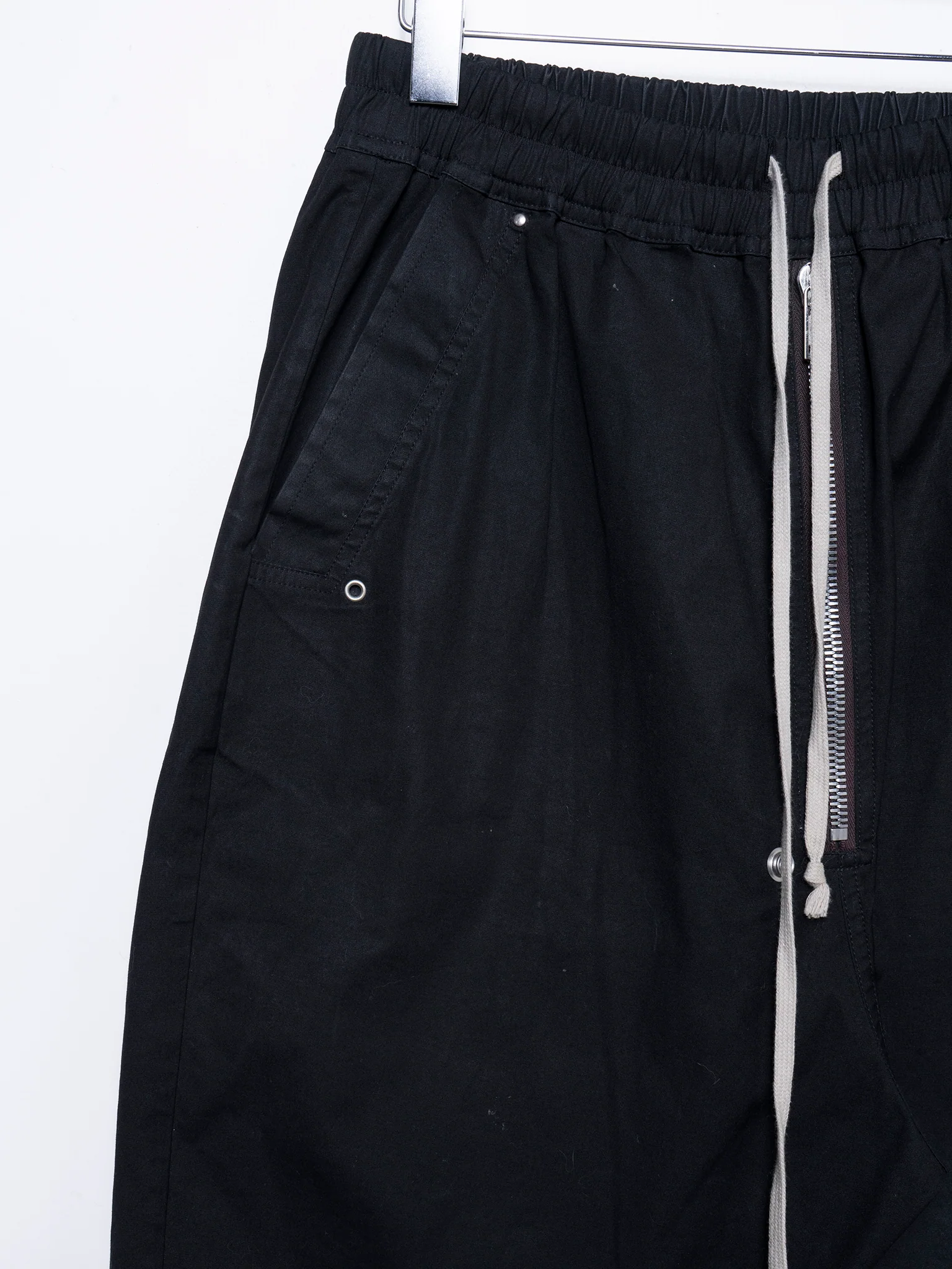 'Performa' Bela Pod Shorts - Image 3