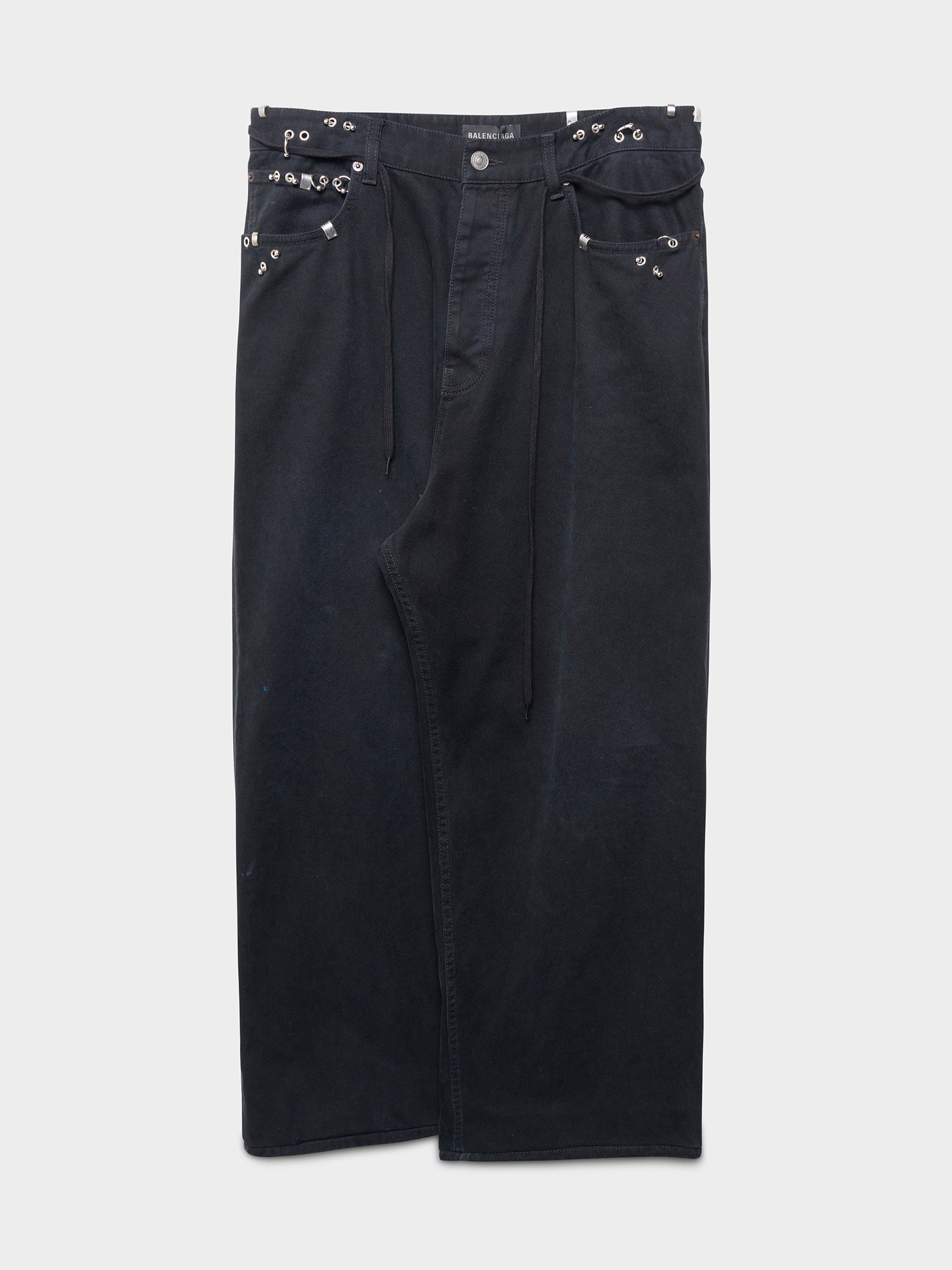 Piercing Jeans