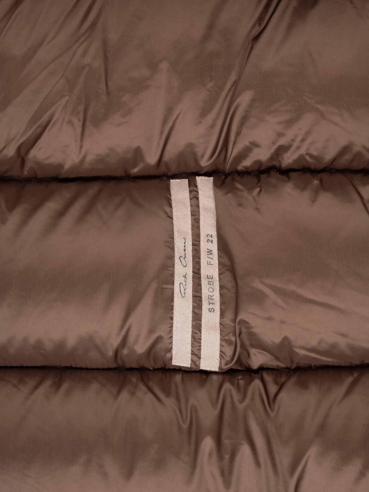'Strobe' Puffer Gimp Vest - Image 6