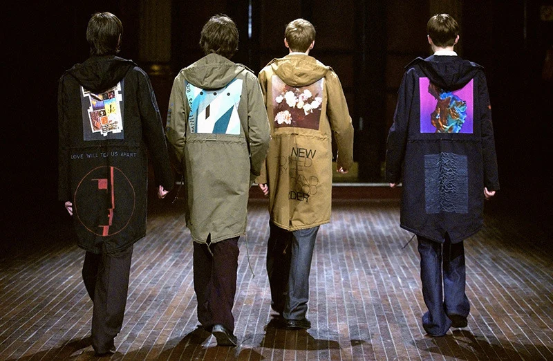 'Closer' Hand-Painted Dazzle Ships Parka - Image 11
