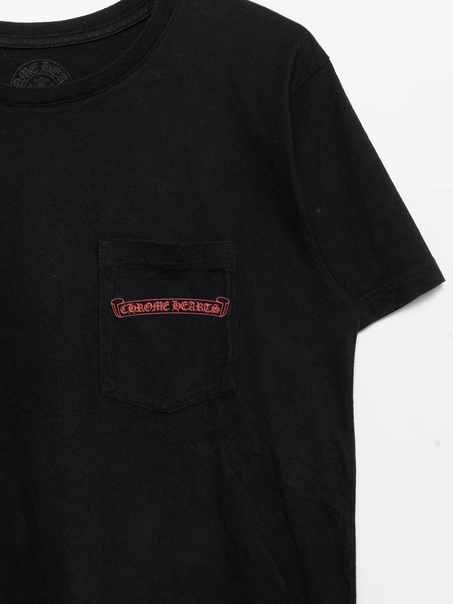 Red Scroll Label Pocket T-Shirt - Image 2