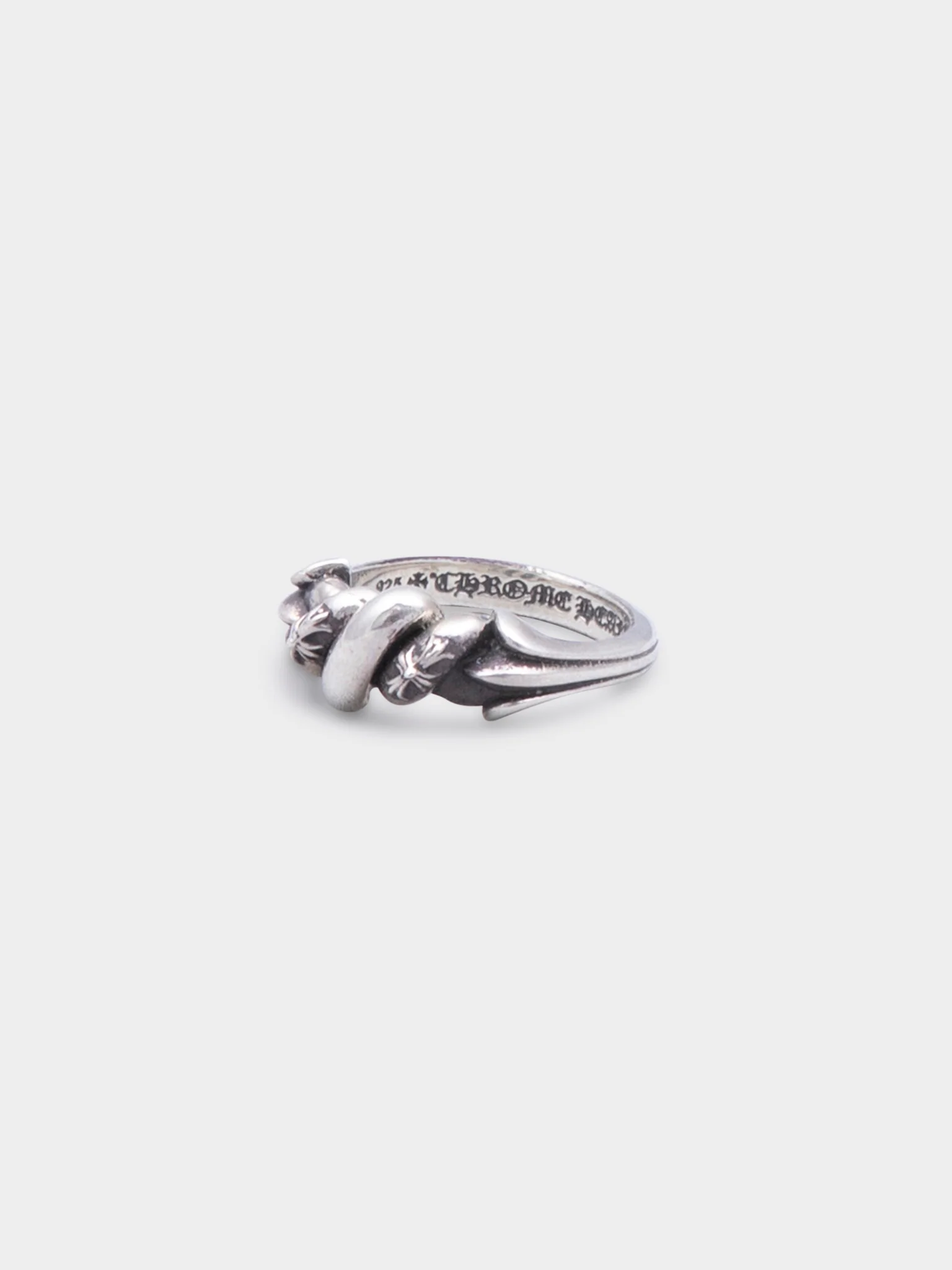 Tiny E Knot Ring - Image 2